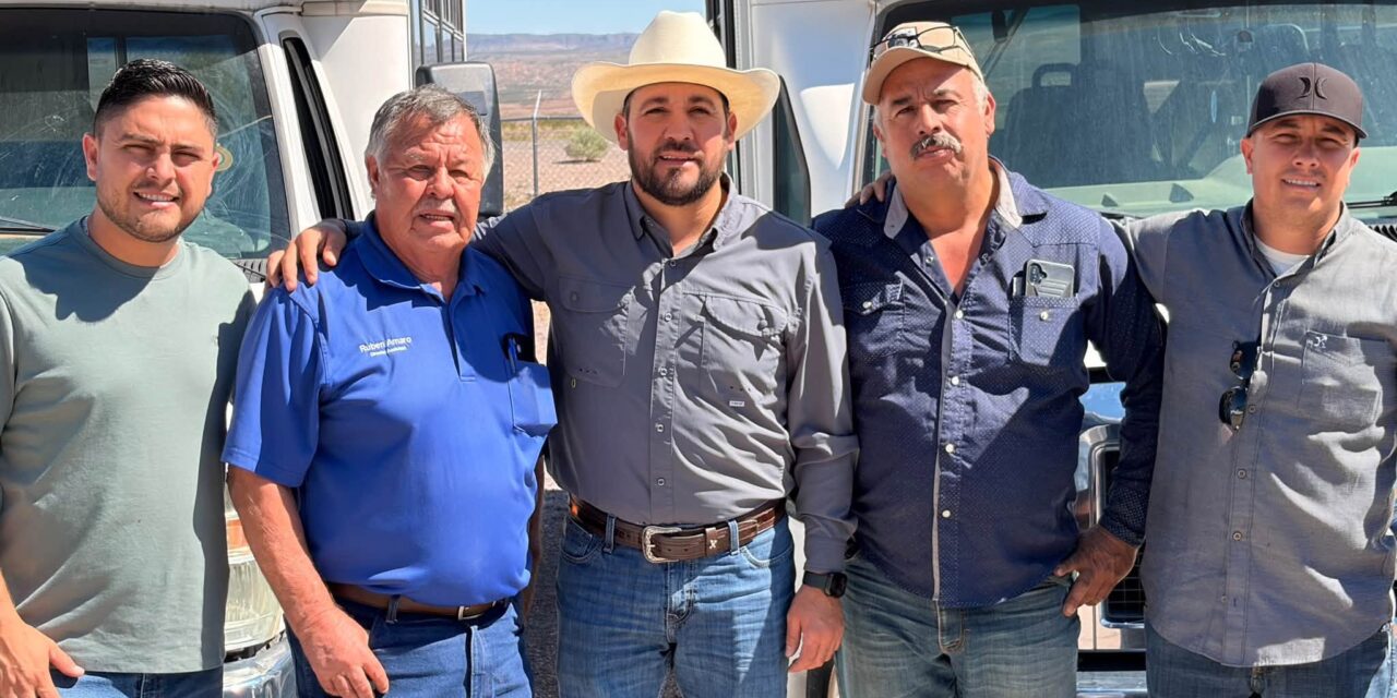 Recibe Casas Grandes donación de dos camiones de Socorro, Nuevo México