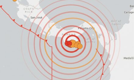 Poderoso terremoto de magnitud 7.7 sacude Panamá; emiten alertas de tsunami en el Pacífico, incluido México