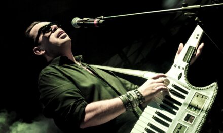 Jorge D’Alessio sufre aparatosa caída durante concierto de “Matute” y termina con fractura en la muñeca