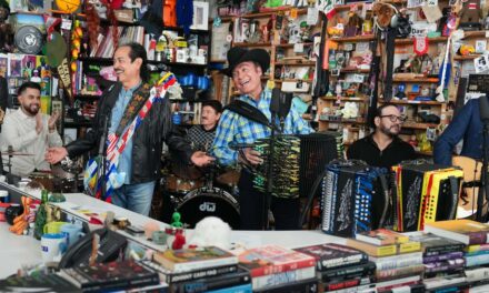 Polémica por el “Tiny Desk” de “Los Tigres del Norte”: NPR reconoce que retiró mensaje en defensa de migrantes