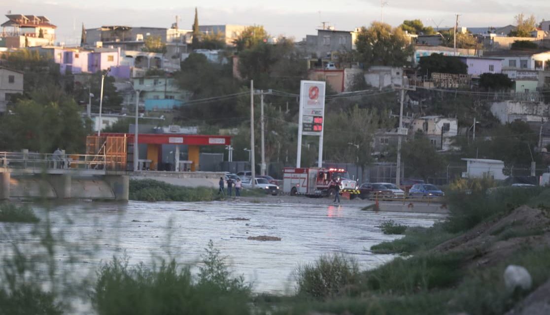 Río Bravo podría alcanzar carriles de la Norzagaray esta noche; despliegan operativo preventivo