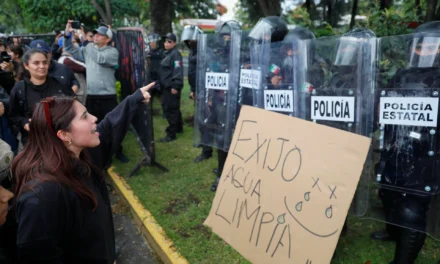 Sheinbaum exige investigar denuncias de tortura policial contra jóvenes tras protesta en Jalisco