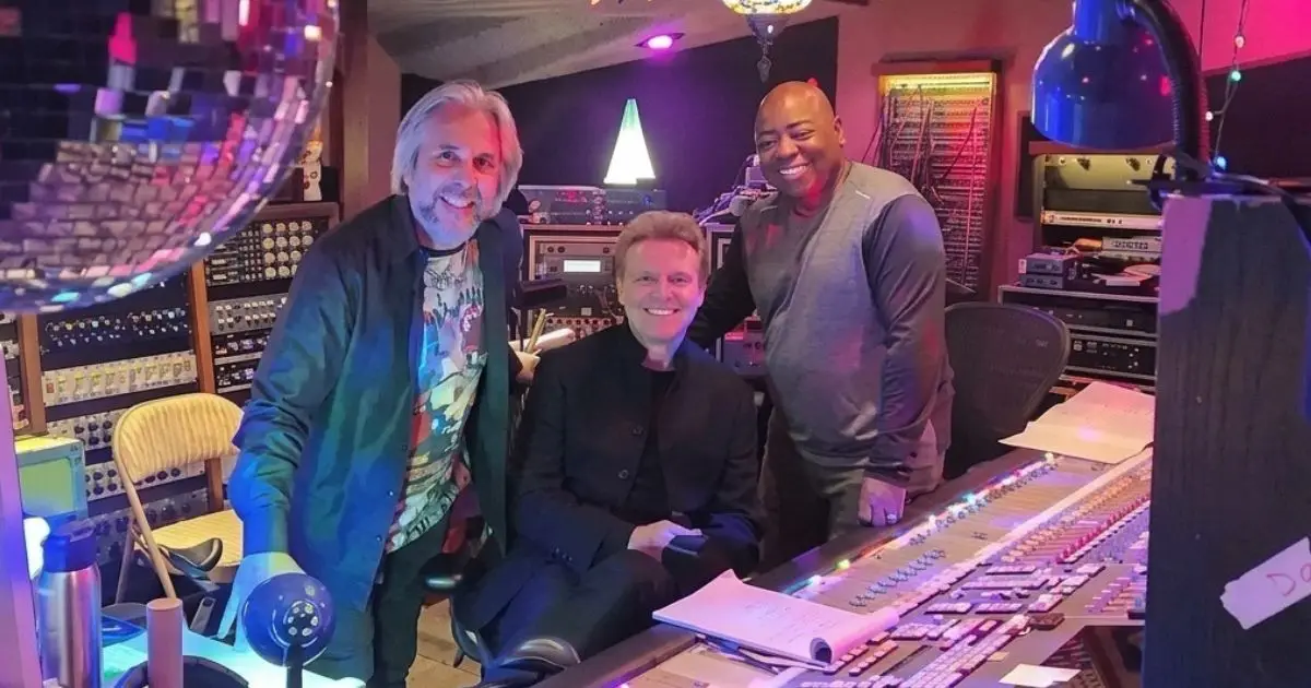 ¿Se acerca el regreso musical de Luis Miguel? Una misteriosa foto en el estudio dispara las expectativas