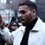 Chris Brown evita la cárcel: recibe ocho meses de prisión suspendida por agredir a un productor en Londres