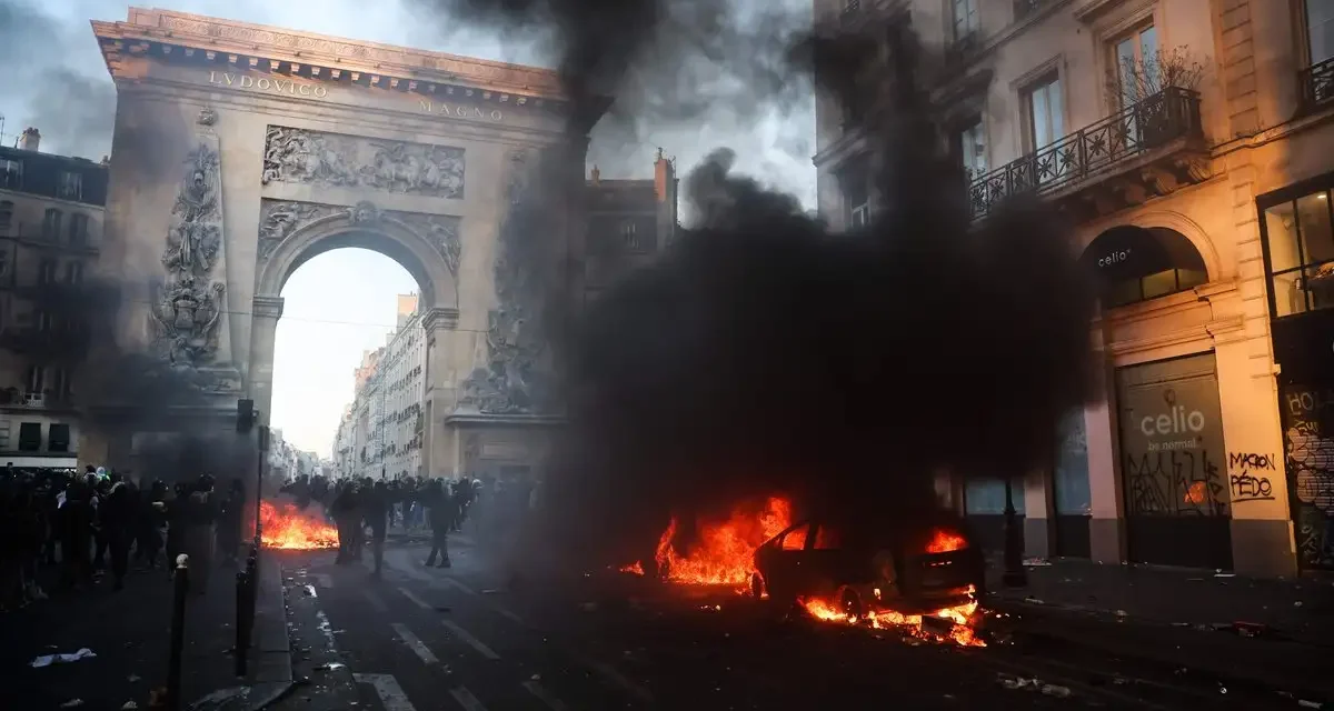 Francia estalla en protestas: medio millón sale a las calles contra el alto costo de vida y la actuación policial