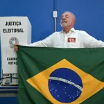 Lula remonta y gana en Brasil: frena el regreso del bolsonarismo y logra un histórico cuarto mandato