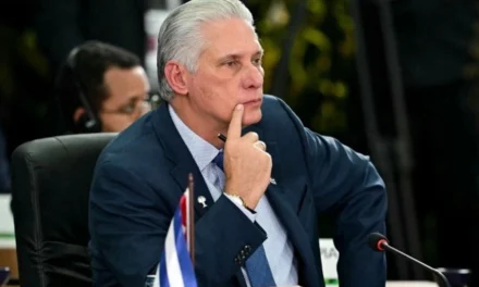 Díaz-Canel cierra filas con Raúl Castro y rechaza orden de arresto emitida en Florida