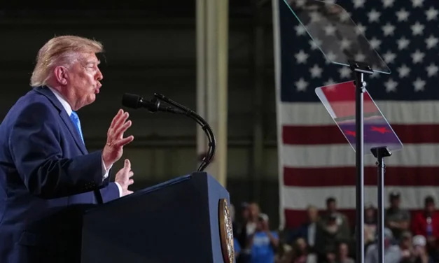 Trump y Carney ven cerca un acuerdo comercial, a una semana de las elecciones de medio mandato en EU